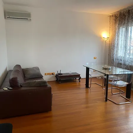 Apartment Attic Station No Lift *