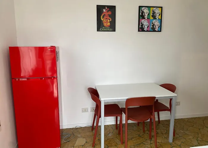 Apartment Attic Station No Lift