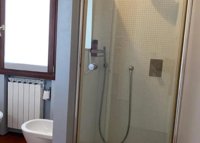 Attic Station No Lift Μέστρε